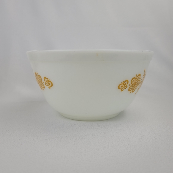 Vtg Pyrex 402 Butterfly Gold Cinderella Bowl - Picture 3 of 12